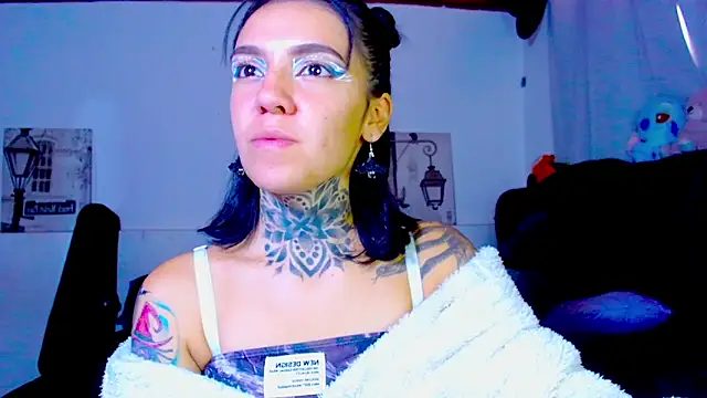LannieGonzales online show from 05.15.26