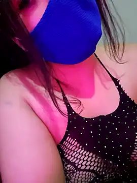 Queen-daloua online show from 04.28.26