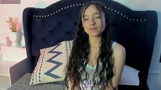 Honney Bunny18 online show from 04.06.26