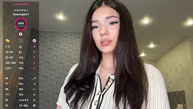 Snapshot of Barbie_Aria chatting on 06.18.26 Barbie Aria online show from 06.18.26