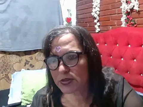 kristalmarelyn online show from 04.25.26