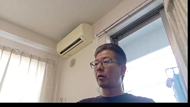 Snapshot of zakochin1106 chatting on 04.17.26 zakochin1106 online show from 04.17.26