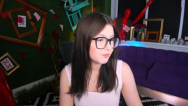 Snapshot of JennyGibson chatting on 06.30.26 JennyGibson online show from 06.30.26