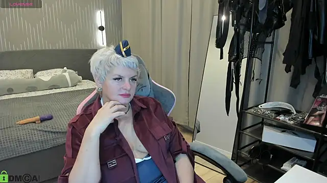 Snapshot of Linda_Zef1r chatting on 04.18.26 Linda Zef1r online show from 04.18.26