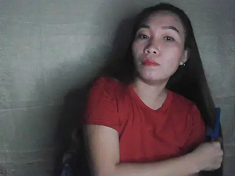 Snapshot of flower_girl25 chatting on 04.24.26 flower girl25 online show from 04.24.26