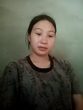 lucynguyen2 online show from 04.02.26