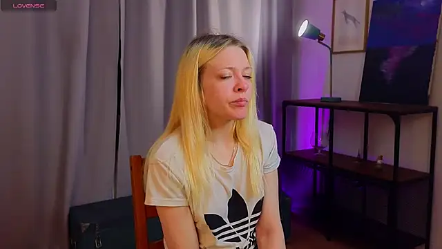 OliviaCaffery online show from 04.19.26