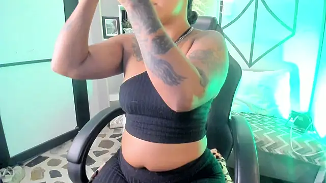 LexiAdamss online show from 04.17.26