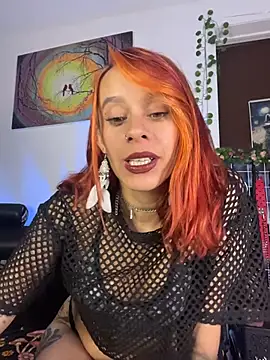Snapshot of Lexxii_hot_col chatting on 06.16.26 Lexxii hot col online show from 06.16.26