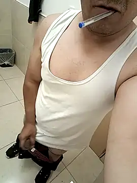 lobo caliente37 online show from 04.02.26