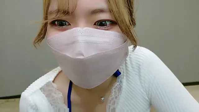 YUA 0425 online show from 06.30.26