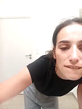 Lolaa92i online show from 04.11.26