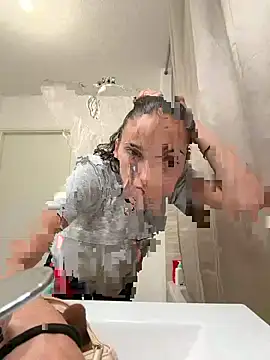 Lolaa92i online show from 04.23.26