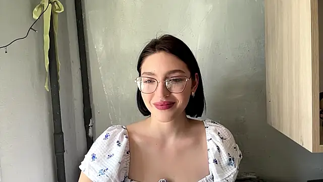 Snapshot of SinfulStarlight chatting on 04.03.26 SinfulStarlight online show from 04.03.26