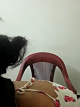 Snapshot of gshma200 chatting on 04.18.26 gshma200 online show from 04.18.26