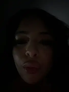 MiaKittyx0 online show from 05.25.26
