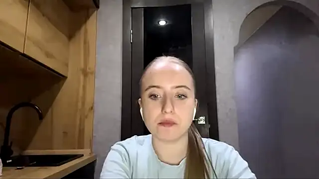 SabinaHaggen online show from 05.18.26