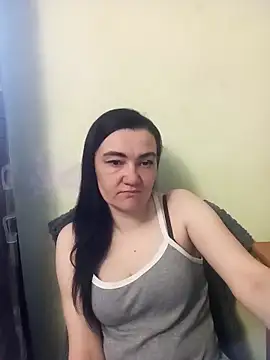 Snapshot of AlissaSecret chatting on 04.14.26 AlissaSecret online show from 04.14.26