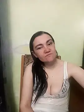 Snapshot of AlissaSecret chatting on 04.27.26 AlissaSecret online show from 04.27.26