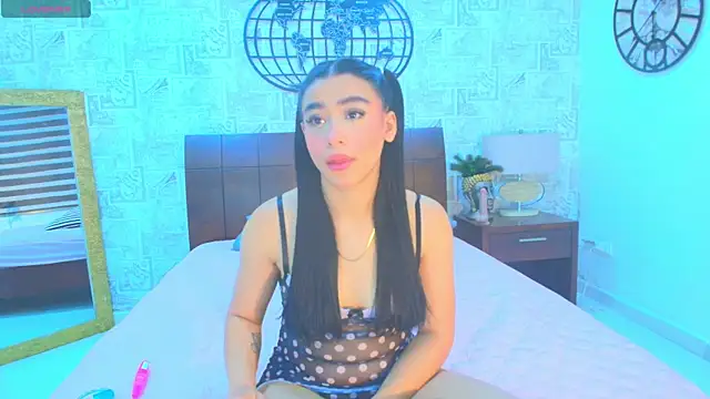 victoria fire  online show from 05.22.26