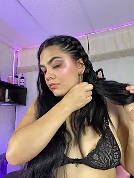 molly bick online show from 04.28.26