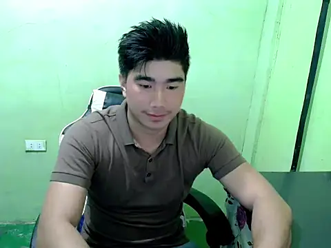 Snapshot of Hunkfireman chatting on 07.23.26 Hunkfireman online show from 07.23.26