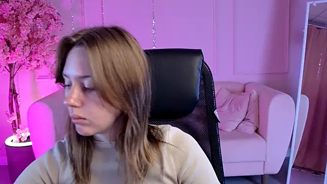 MeganClapp online show from 05.10.26