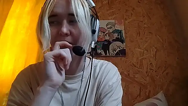 Snapshot of LaquitaSeybert chatting on 04.04.26 LaquitaSeybert online show from 04.04.26