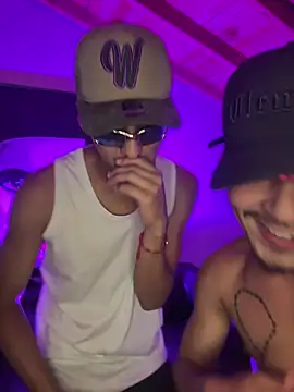 Cuteathleticboys online show from 04.11.26