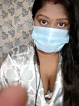 Romantic Woman online show from 04.16.26