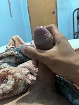 Snapshot of michaelniq chatting on 04.04.26 michaelniq online show from 04.04.26