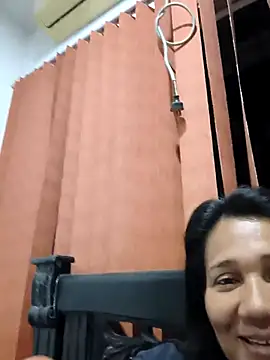 FuegolatinaX online show from 04.04.26