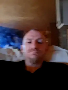 Snapshot of travisrwade chatting on 05.18.26 travisrwade online show from 05.18.26