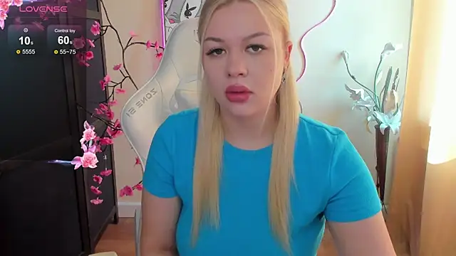 AmeliePeach online show from 06.16.26