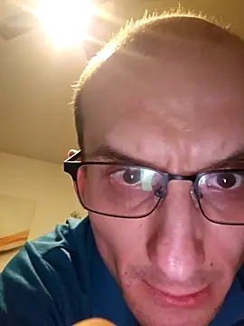 Snapshot of UpbeatXiphias chatting on 04.07.26 UpbeatXiphias online show from 04.07.26