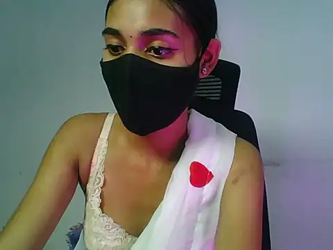 Snapshot of Shanaya_xo chatting on 07.17.26 Shanaya xo online show from 07.17.26