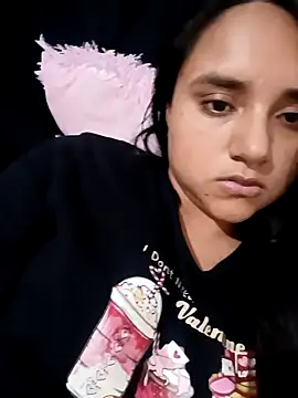 Valentina Narvaez online show from 05.12.26