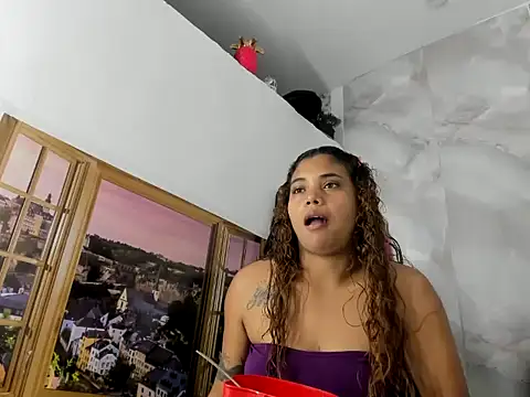 EllyBloom online show from 05.07.26