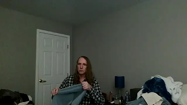 Magnus Luv online show from 07.08.26