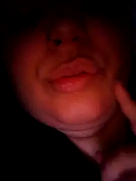 criscvwolff99 online show from 04.07.26