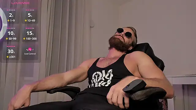 Snapshot of Paul_Rolex chatting on 02.09.26 Paul Rolex online show from 02.09.26