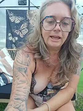 Blondejenn online show from 06.12.26