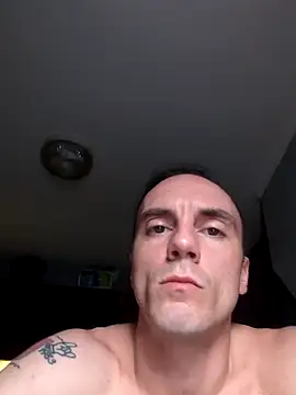 Snapshot of SemoLeo22 chatting on 04.14.26 SemoLeo22 online show from 04.14.26