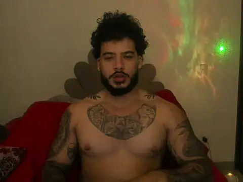 Snapshot of sinnei__ chatting on 04.06.26 sinnei online show from 04.06.26