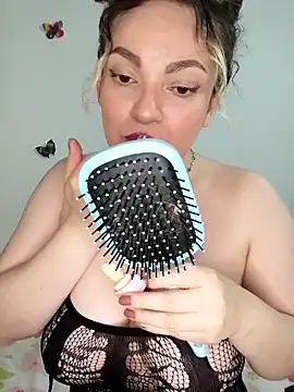 honey hornie online show from 06.14.26