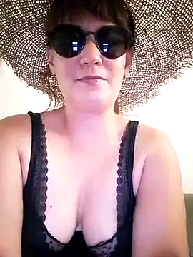 Maggie38 online show from 07.24.26