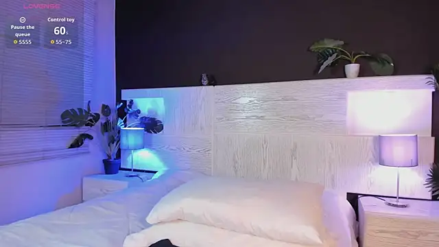 Snapshot of angelina_hilton chatting on 06.05.26 angelina hilton online show from 06.05.26