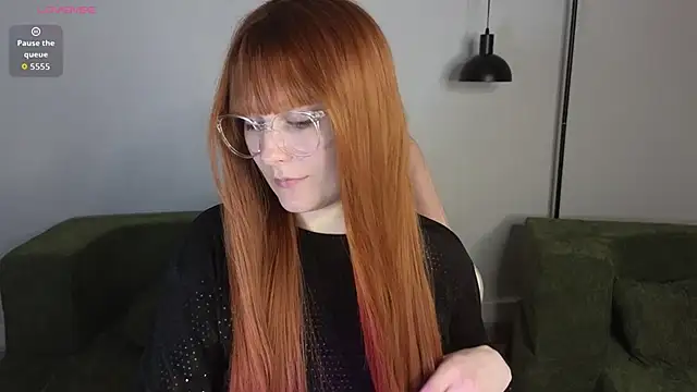 Snapshot of JessieWayy chatting on 04.18.26 JessieWayy online show from 04.18.26