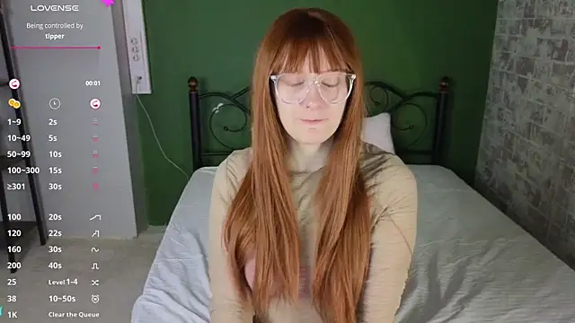 Snapshot of JessieWayy chatting on 05.03.26 JessieWayy online show from 05.03.26