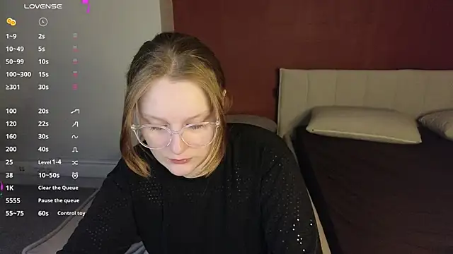 Snapshot of JessieWayy chatting on 05.14.26 JessieWayy online show from 05.14.26